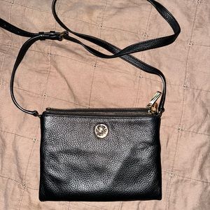 Michael Kors Crossbody/Wallet Purse